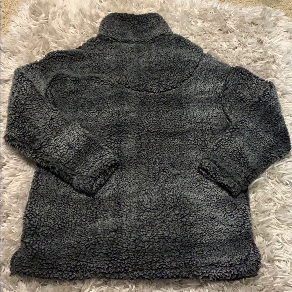 Cozy Pullover! - Picture 2 of 4